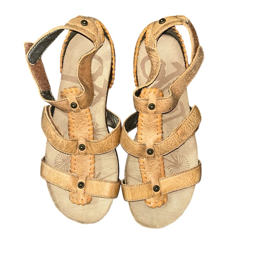 OTBT Womens Tan Leather Gladiator Sandals‎ 7 Strappy Rivets Boho Festival Vacay